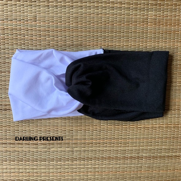 ⬇️ $16 HOST PICK’  BLACK & WHITE TWO TONE HEADBAND - Picture 3 of 4